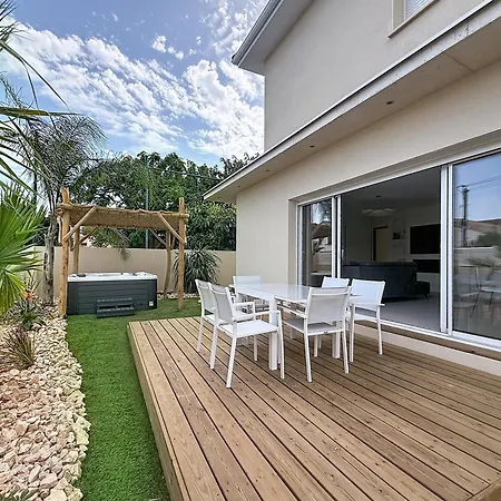 Villa Neuve Jacuzzi - Proche - Famille & Calme Le Grau d'Agde