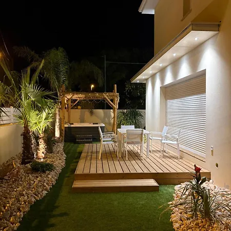 Villa Neuve Jacuzzi - Proche - Famille & Calme